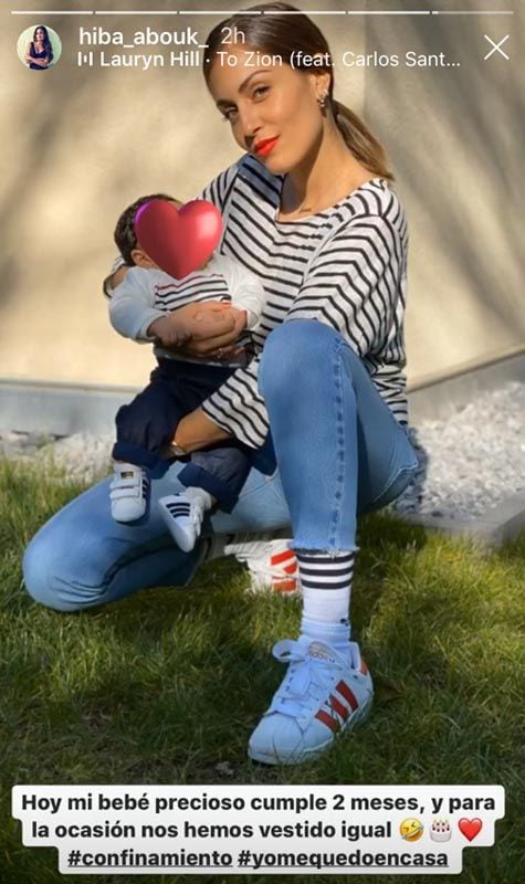 ¡Dos adorables marineros! Hiba Abouk celebra el segundo cumplemés de su hijo