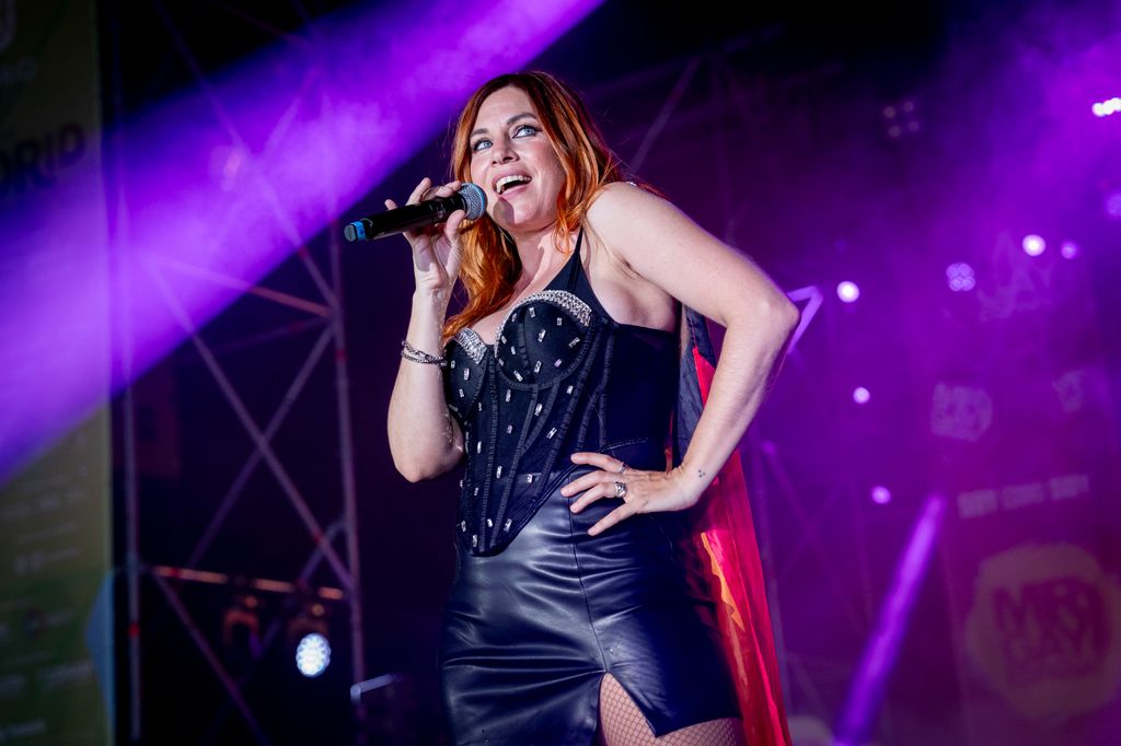 Leire Martínez, actuando