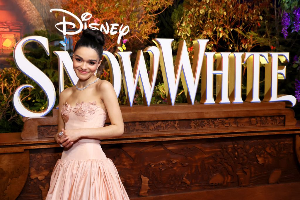 Rachel Zegler se suma a las princesas de la vida real como 'Snow White'