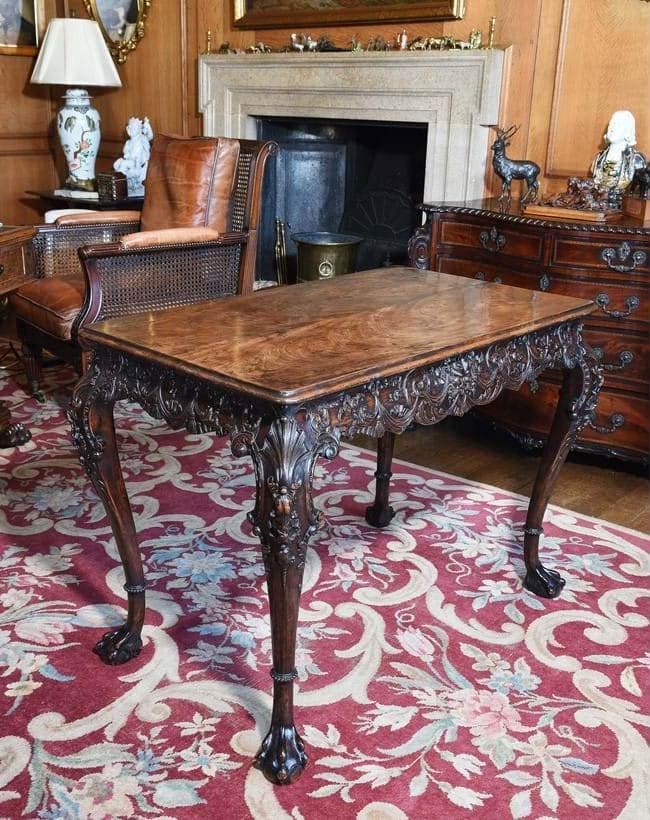 Mesa de Barnwell Manor