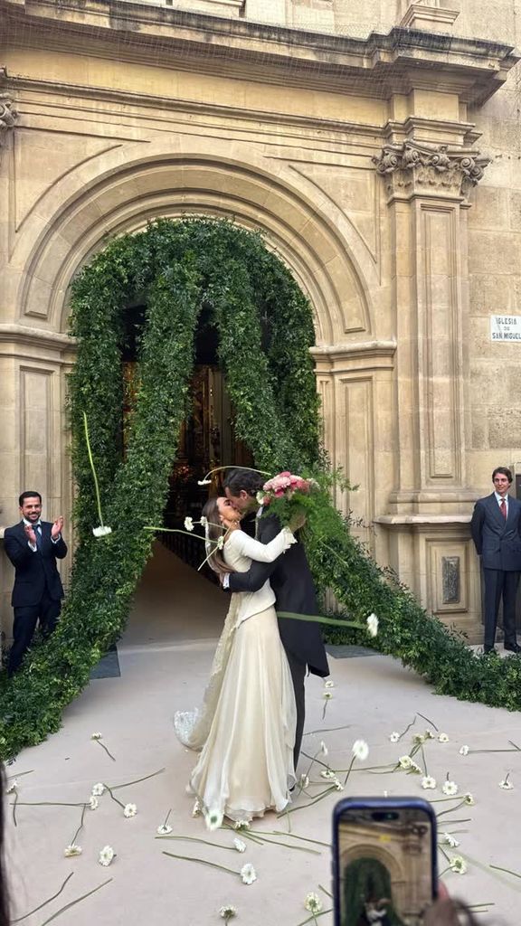 María Liria y Nacho Sánchez-Vizcaíno tras convertirse en marido y mujer