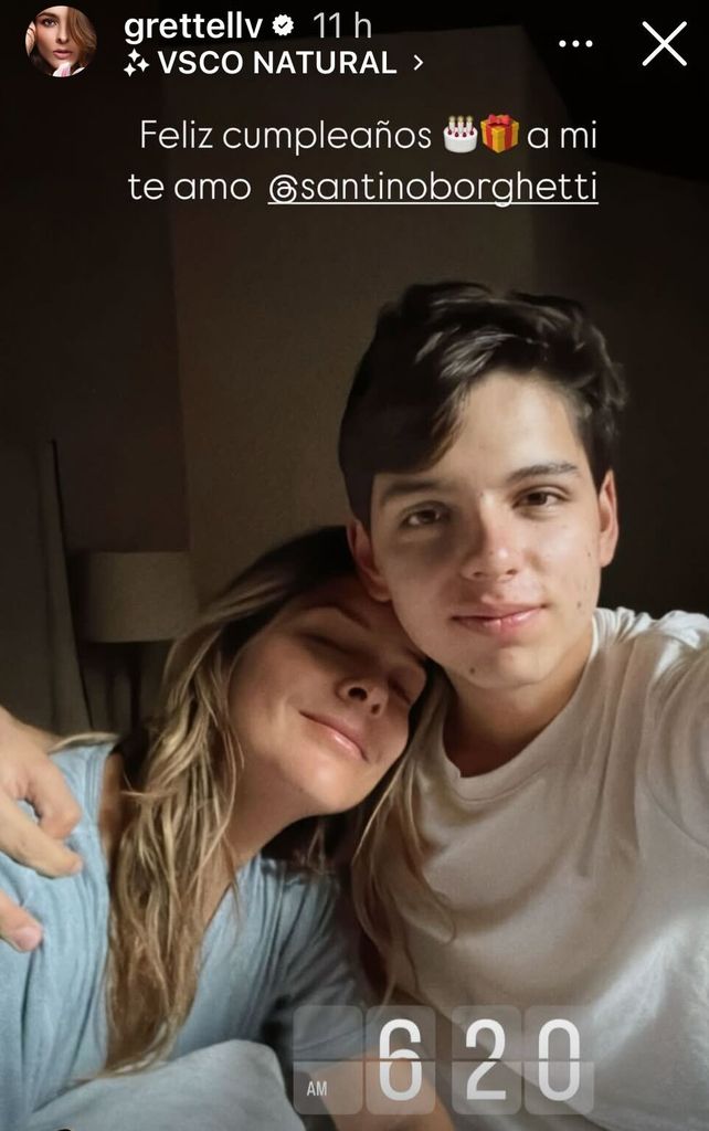 Santino felicitó a su madre por su cumpleaños