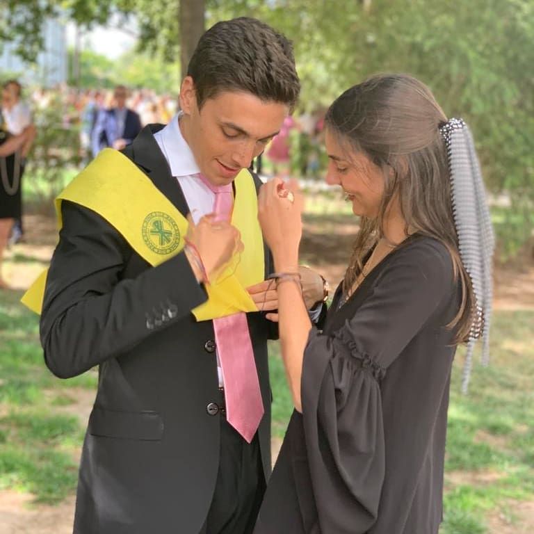 La joven pareja ha querido transmitir un mensaje de agradecimiento