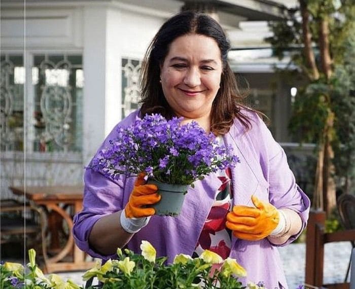 Hulya-duyar-1-ig-hulyaduyar