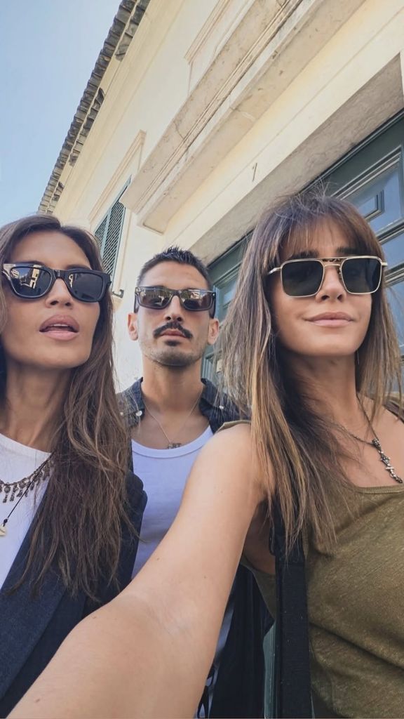 Sara Carbonero en Lisboa con el equipo de Slowlove