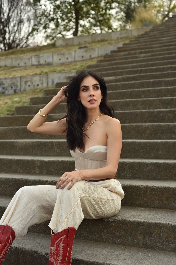 Sandra Echeverría lanza 'Con esta me despido'.