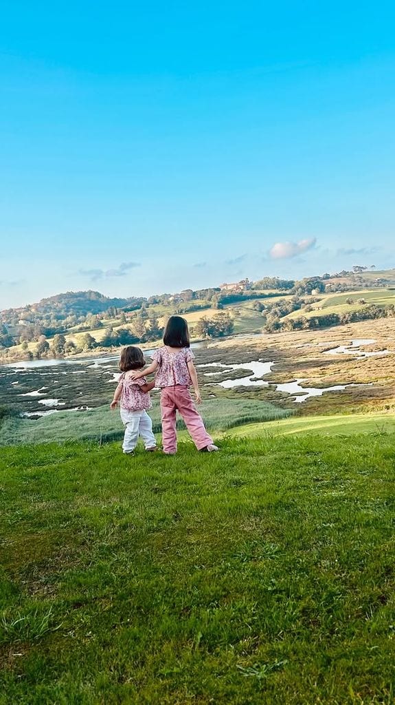 Sofía Palazuelo comparte una tierna foto de sus hijas
