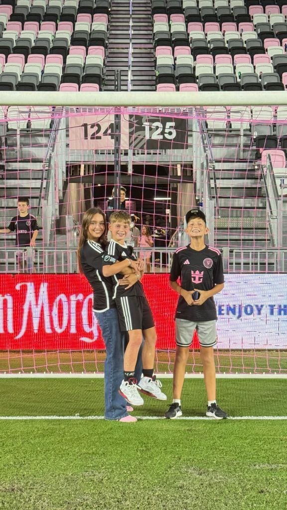 Arabella, Theodore y Joseph Kushner, hijos de Ivanka, la pasaron muy bien en la cancha del Inter Miami. 