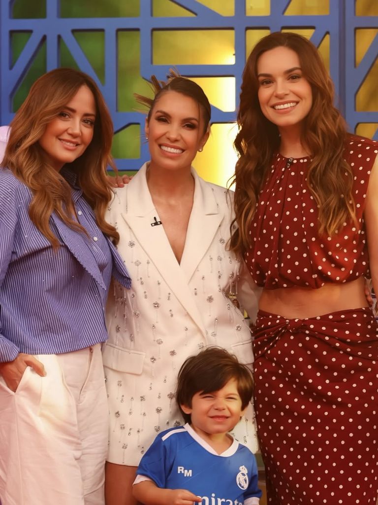 Andrea Escalona junto a sus compañeras Andrea Legarreta y Tania Rincón.