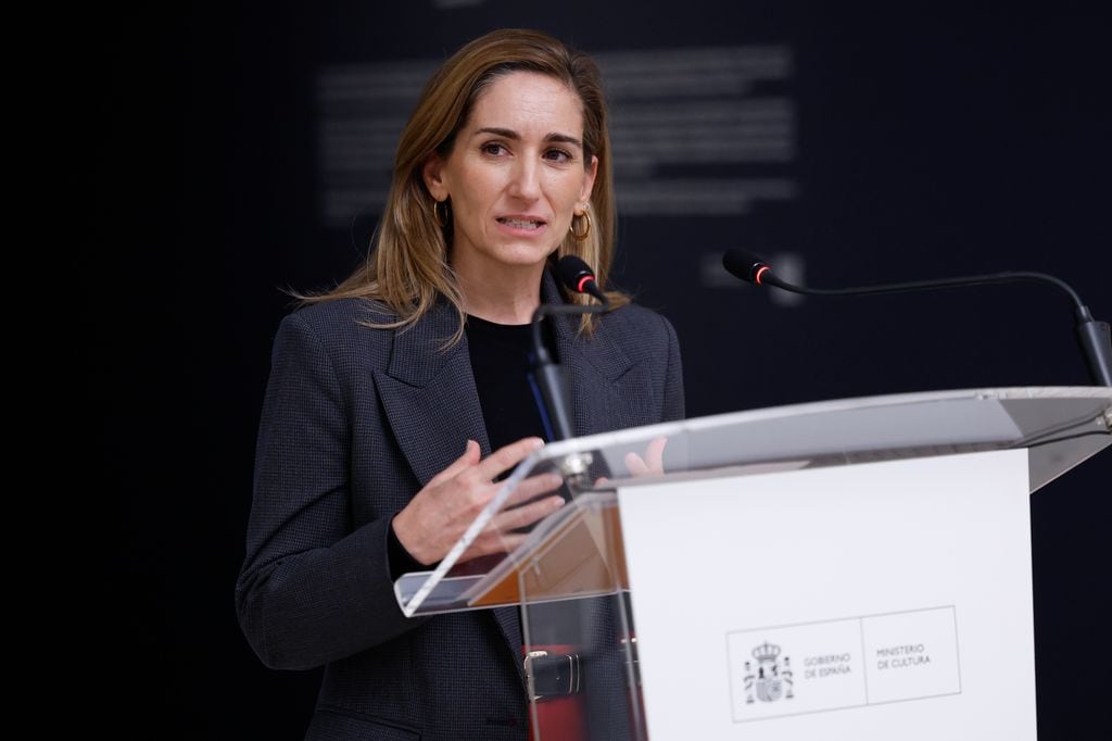 Alejandra Matos, explicando su descubrimiento