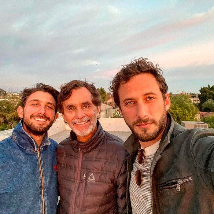 Humberto Zurita y sus hijos