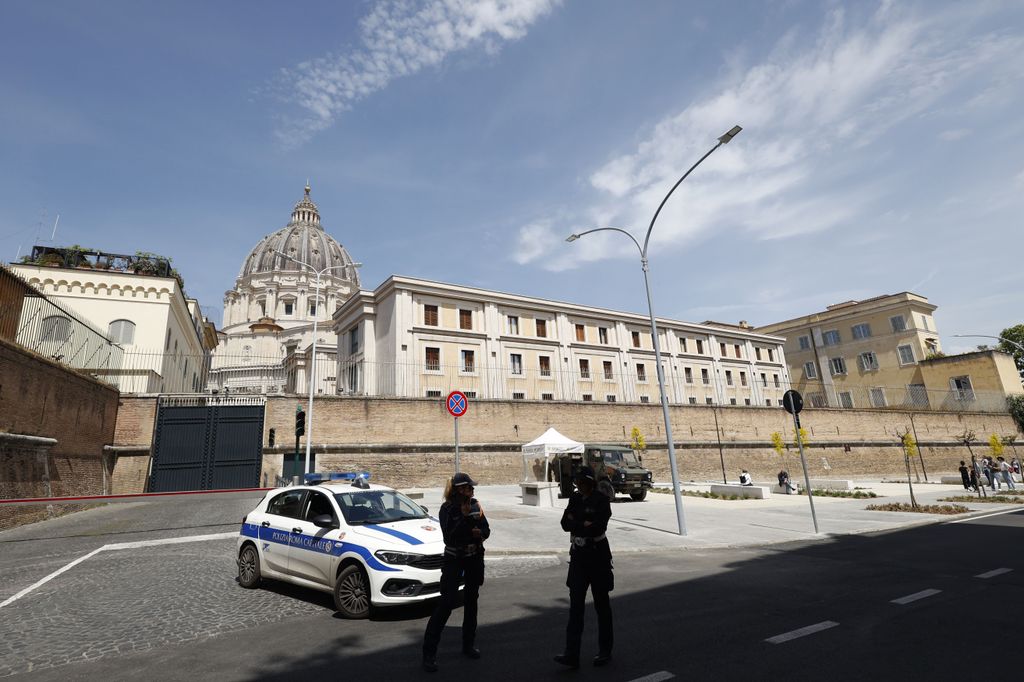 La Casa de Santa Marta, donde residía Francisco, fotografiada este lunes 21 de abril