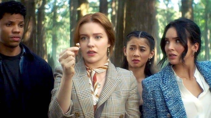 'Nancy Drew' está basada en la icónica detective adolescente de las novelas clásicas estadounidenses