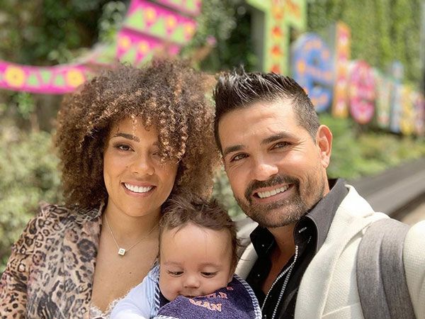 Ferdinando Valencia y su familia