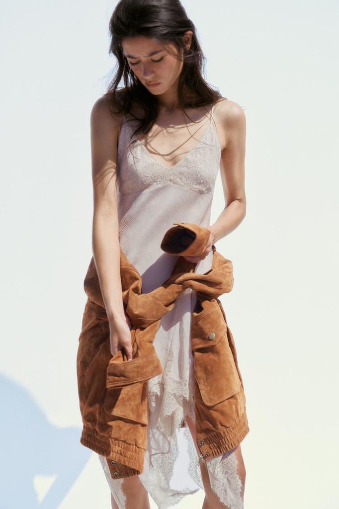 Vestido lencero de Zara