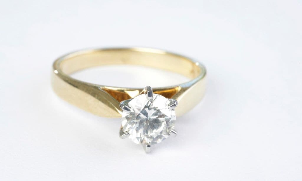 gold engagement ring