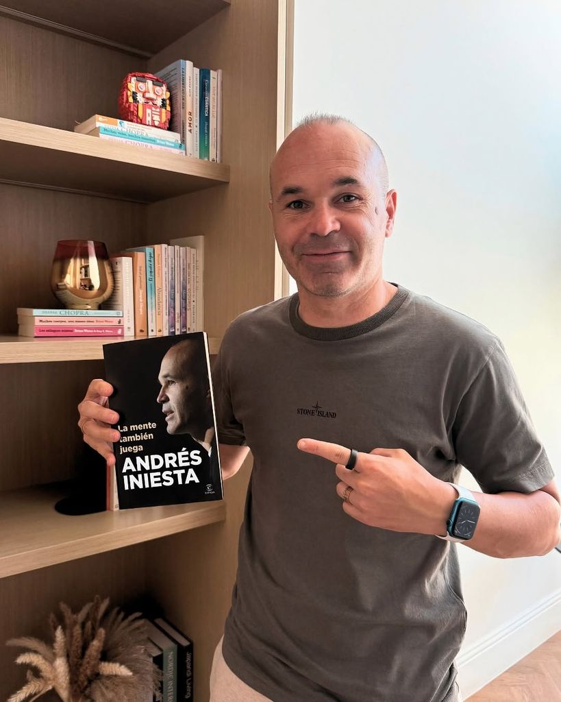 Andres Iniesta presenta su libro