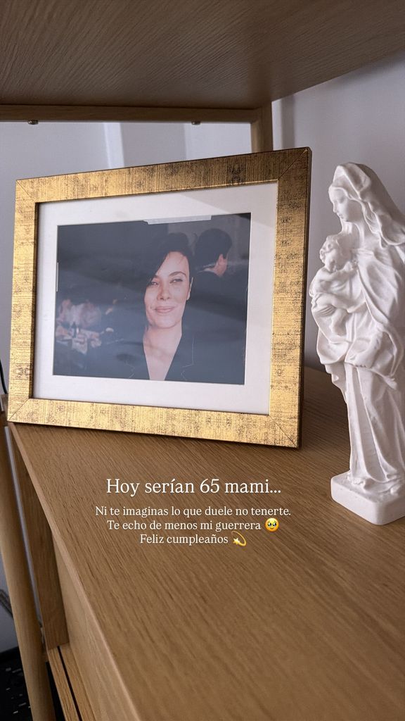 Irene recuerda a su madre en el día que habría cumplido 65 años