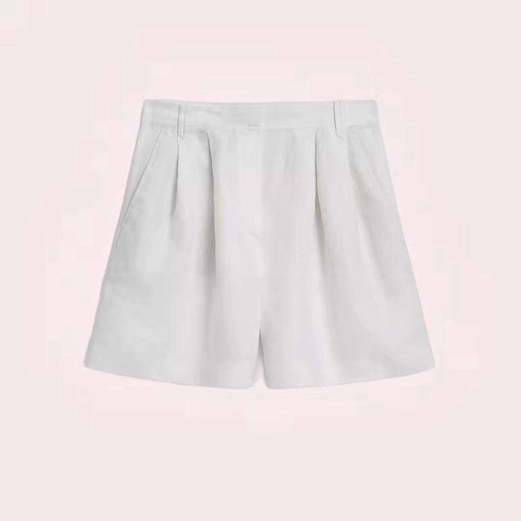 Bermuda corta de lino de Massimo Dutti