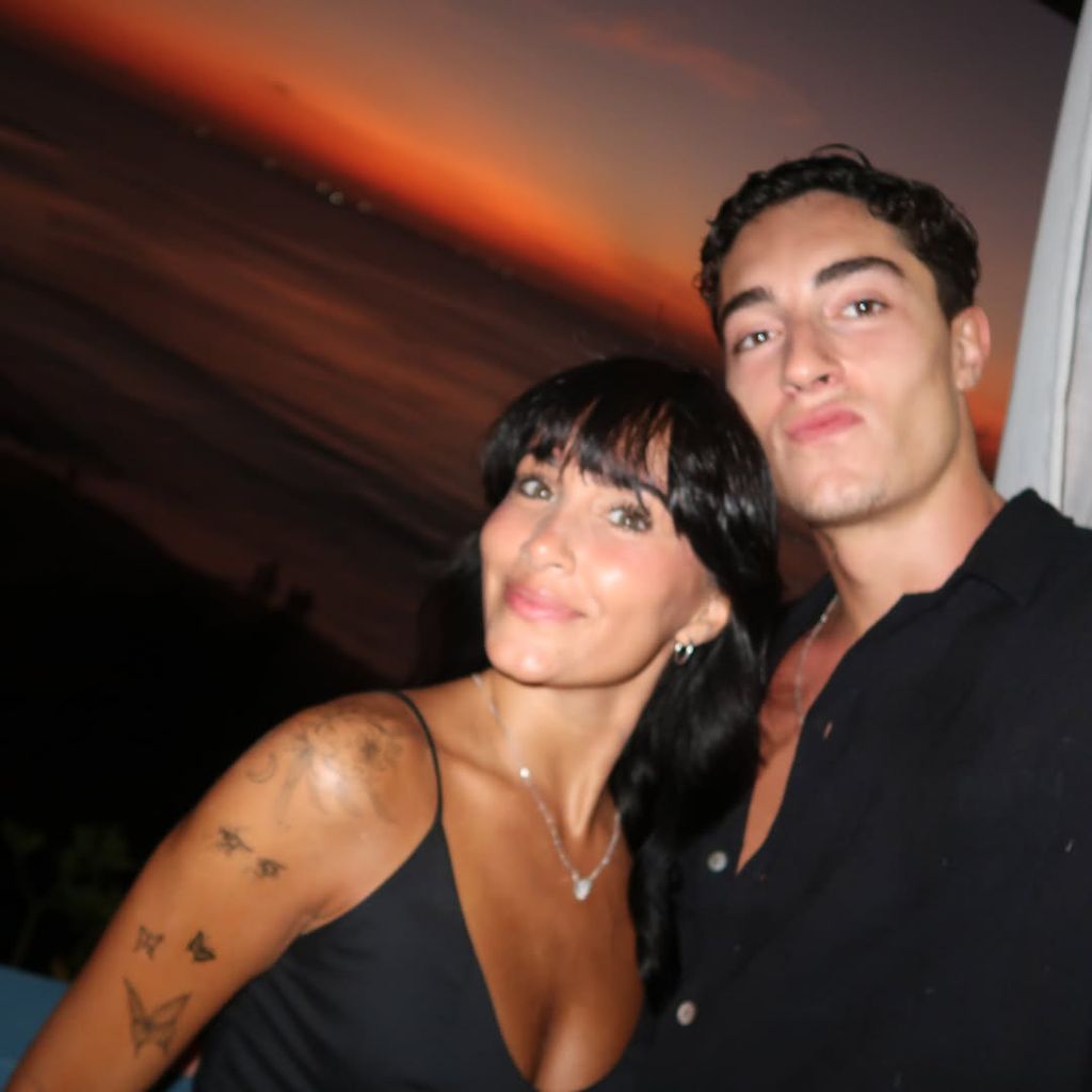 Plex se ha mostrado romántico como nunca en el cumpleaños de Aitana