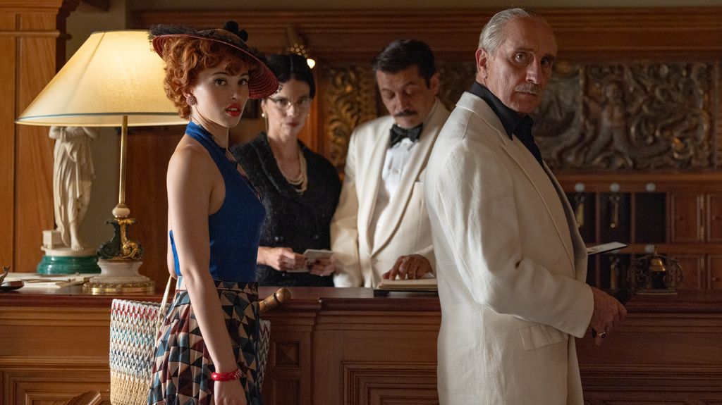 La serie cuenta con un reparto coral con nombres como Cristina Kovaci, Daniel Holguin o Gonzalo de Castro