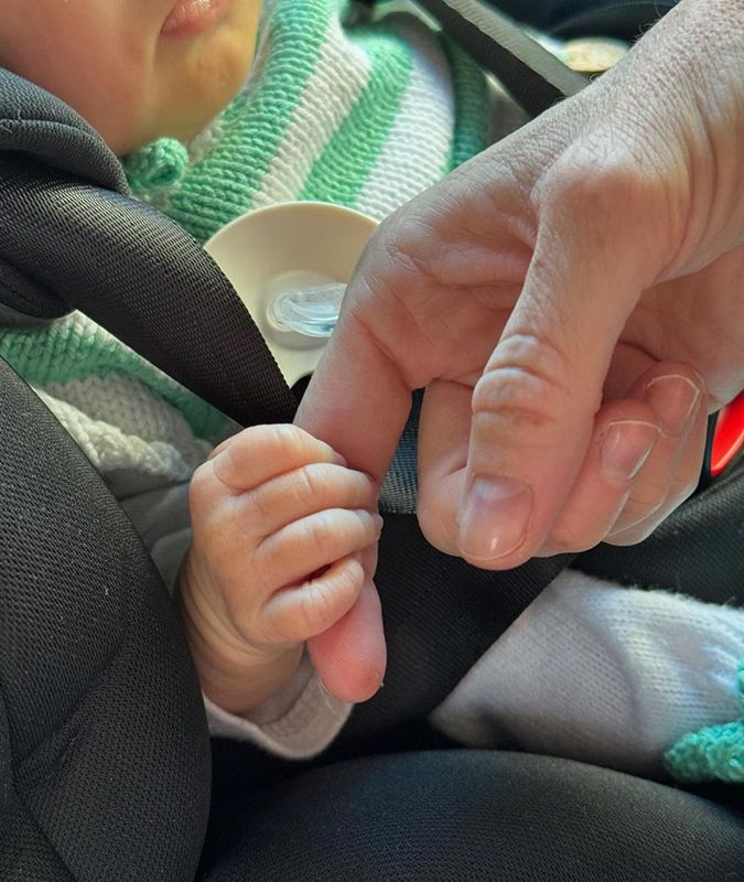 Emma, hija de María Castro