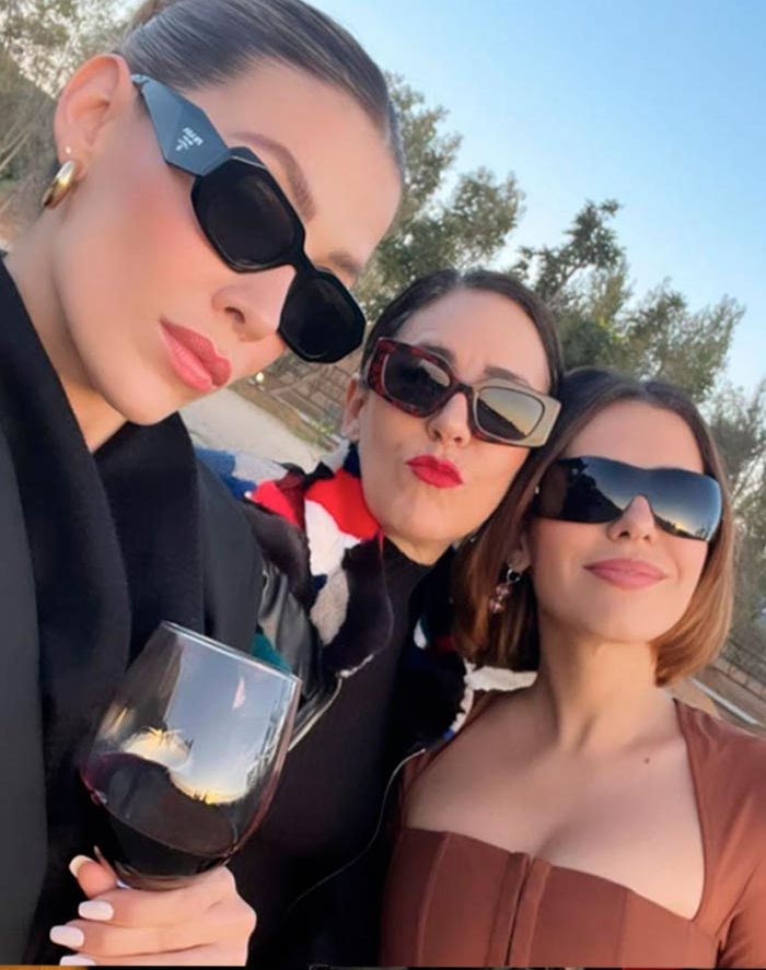 Stephanie Salas y sus hijas Michelle y Camila