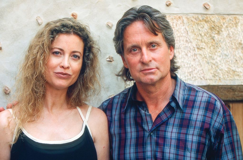 Michael y Diandra estuvieron casados 23 años, desde el 20 de marzo de 1977 hasta el 1 de junio de 2000. Tuvieron un único hijo juntos, Cameron Douglas, nacido en diciembre de 1978.