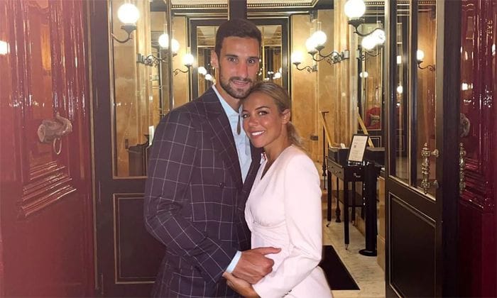 Sergio Rico y Alba Silva