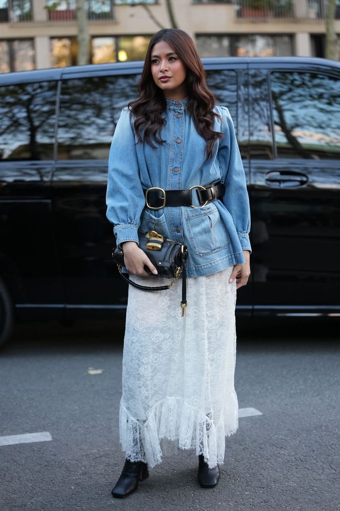 La maxi falda puede ser tu aliada esta temporada. 