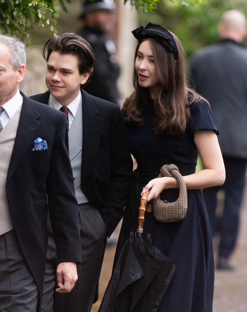 Samuel Chatto y Eleanor Ekserdjian en la boda de Peter Phillips y Harriet Sperling