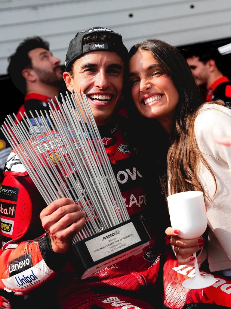 Marc Márquez y Gemma Pinto