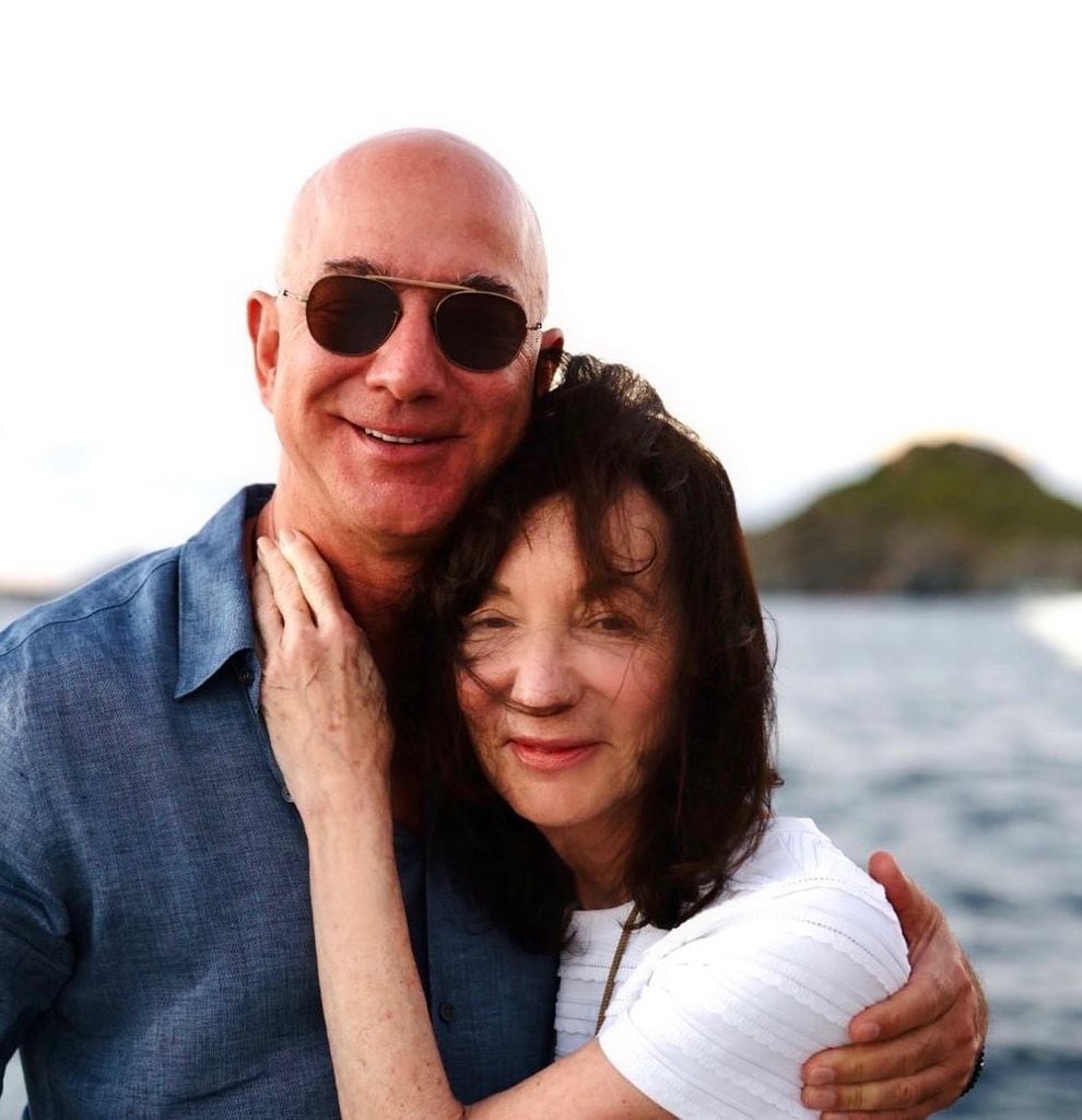 La madre de Jeff Bezos luchó en sus últimos años de vida contra la demencia con cuerpos de Lewy (DCL).