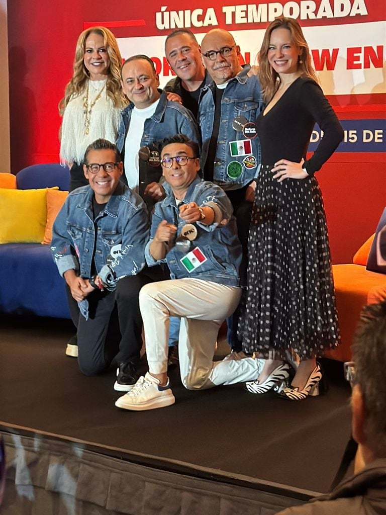 Adal Ramones y el elenco original de Otro Rollo