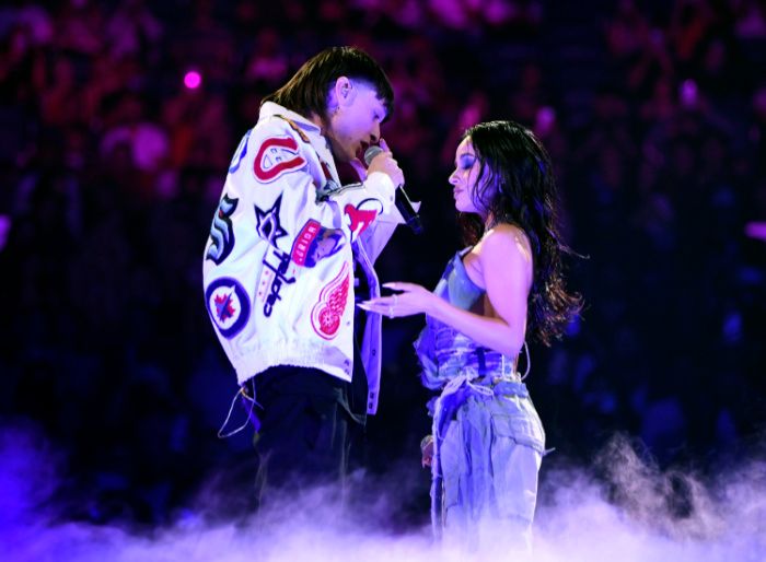 Becky G y Peso Pluma