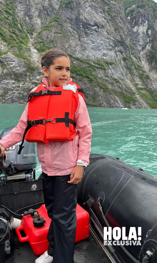 jacky bracamontes y su familia en alaska