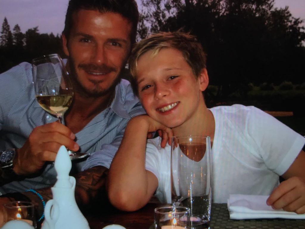 David Beckham recordó los buenos tiempos junto a su hijo Brooklyn.