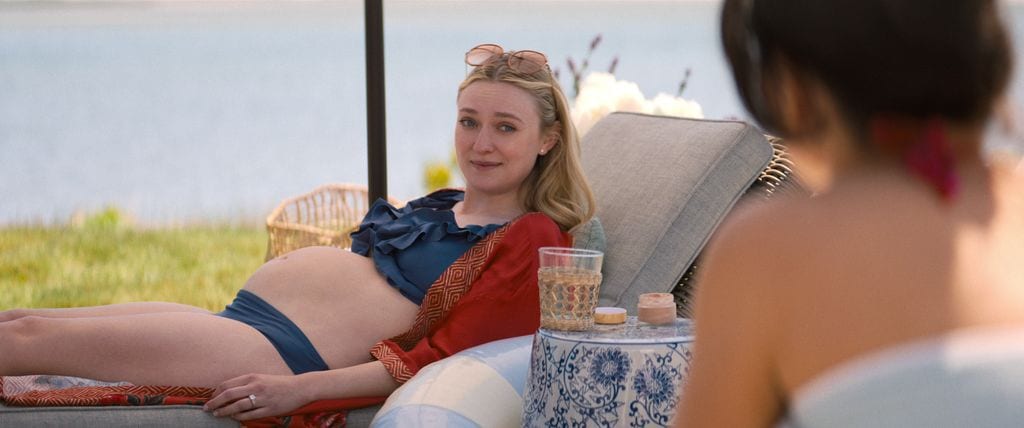 Dakota Fanning como Abby Winbury en el episodio de La pareja perfecta.