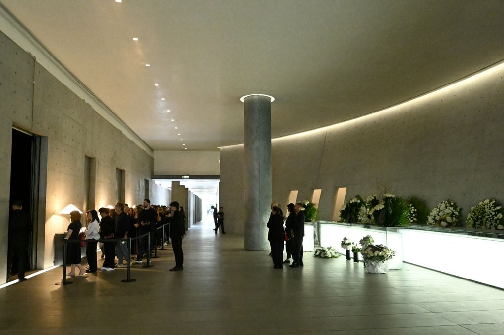La capilla ardiente de Giorgio Armani, en el Armani Theatre de Milán