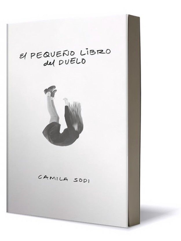 Este es la portada del primer libro de Camila Sodi.