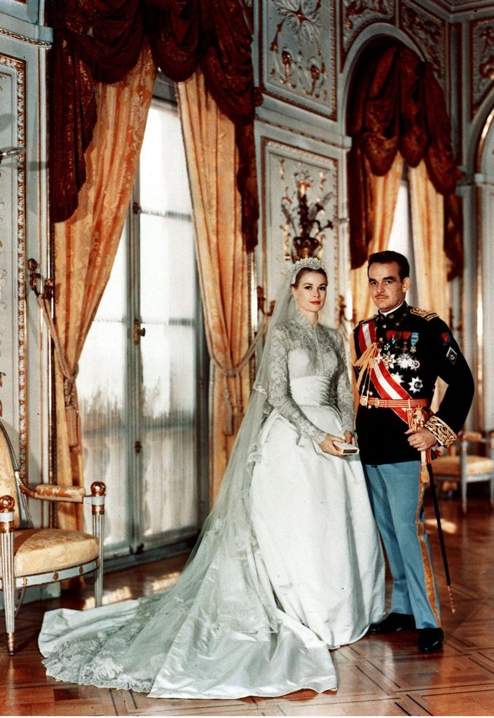 Grace Kelly y Rainiero en el día de su boda
