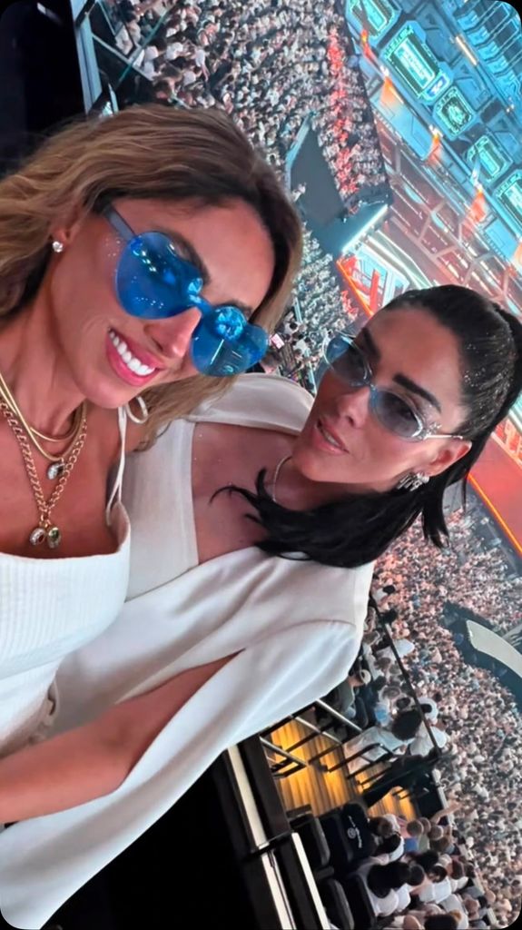 Anahí y Marichelo Puente en e show de los BSB en Las Vegas.