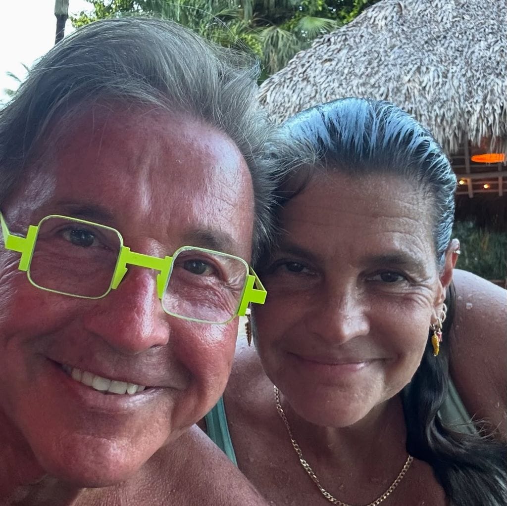Este verano Montaner se dejó ver muy feliz con su esposa en Samaná, República Dominicana.