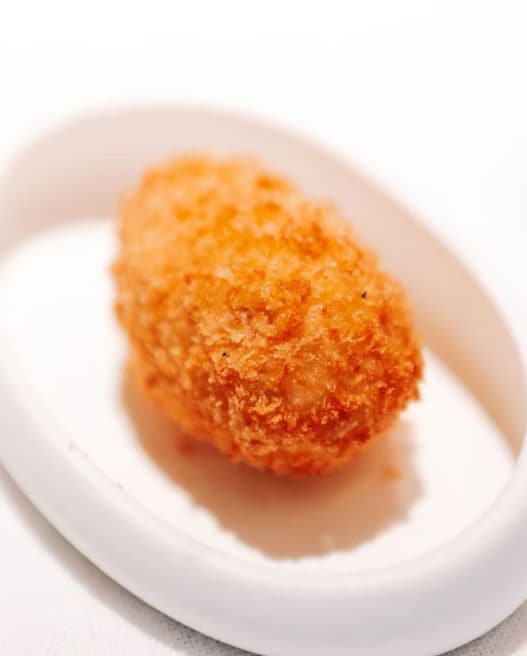 Un año más Madrid Fusión acogerá el concurso que elige la mejor croqueta de jamón. 