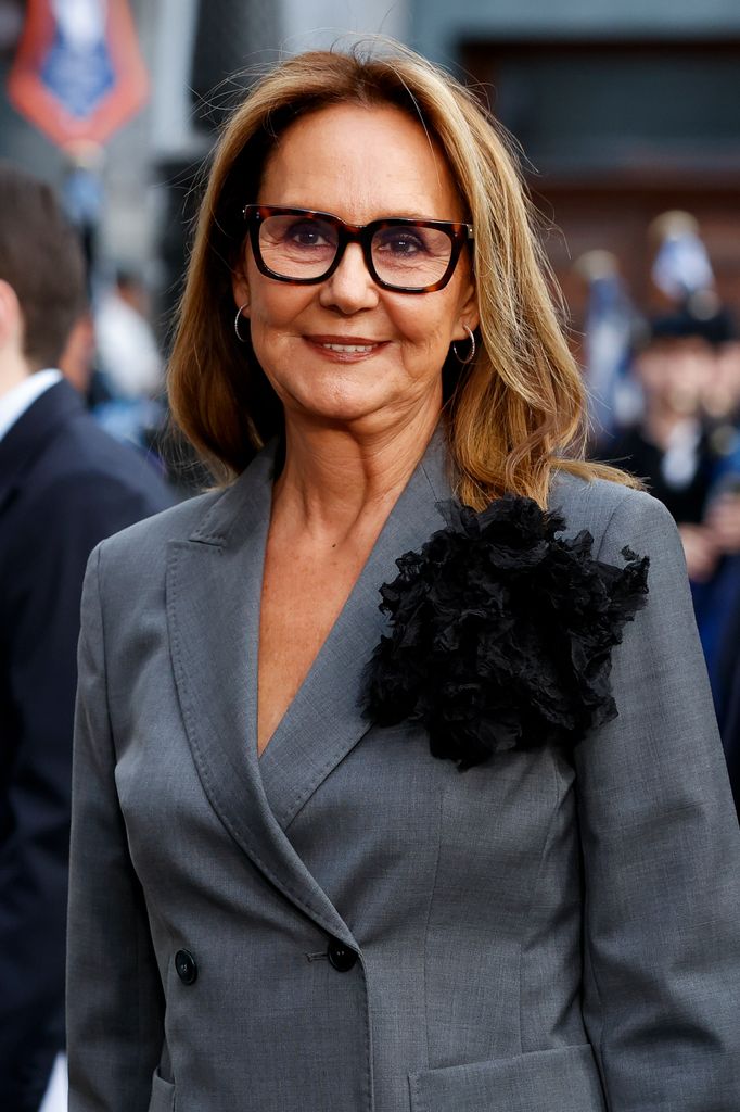 MARÍA DUEÑAS