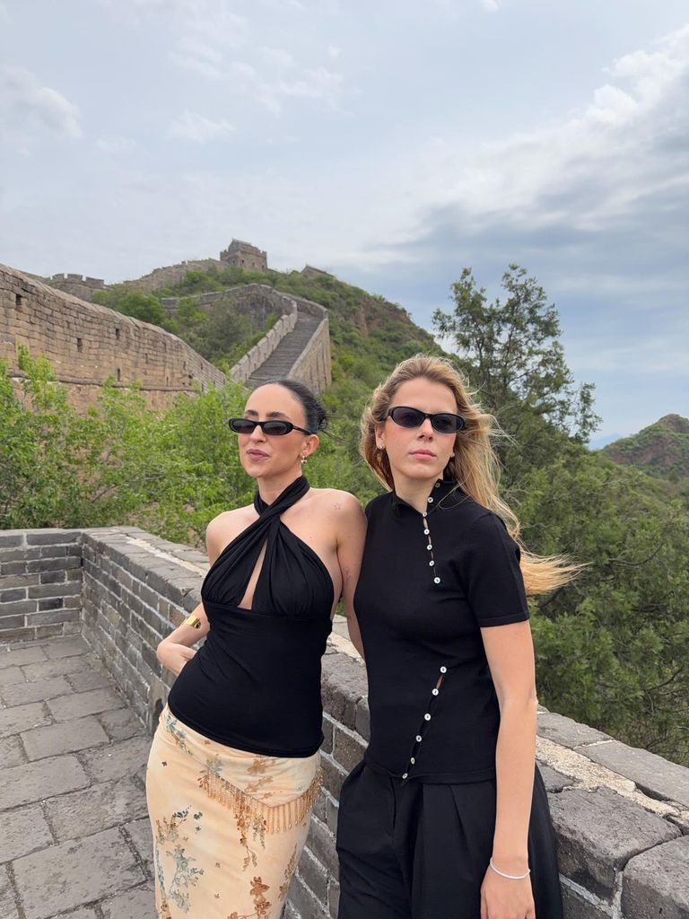 Carlo y Hame, durante su serie 'Las 7 Maravillas del Mundo', en la Gran Muralla China