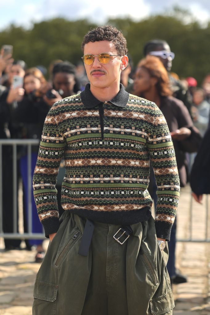 Aron Piper en el desfile de Loewe en Paris Fashion Week 2024