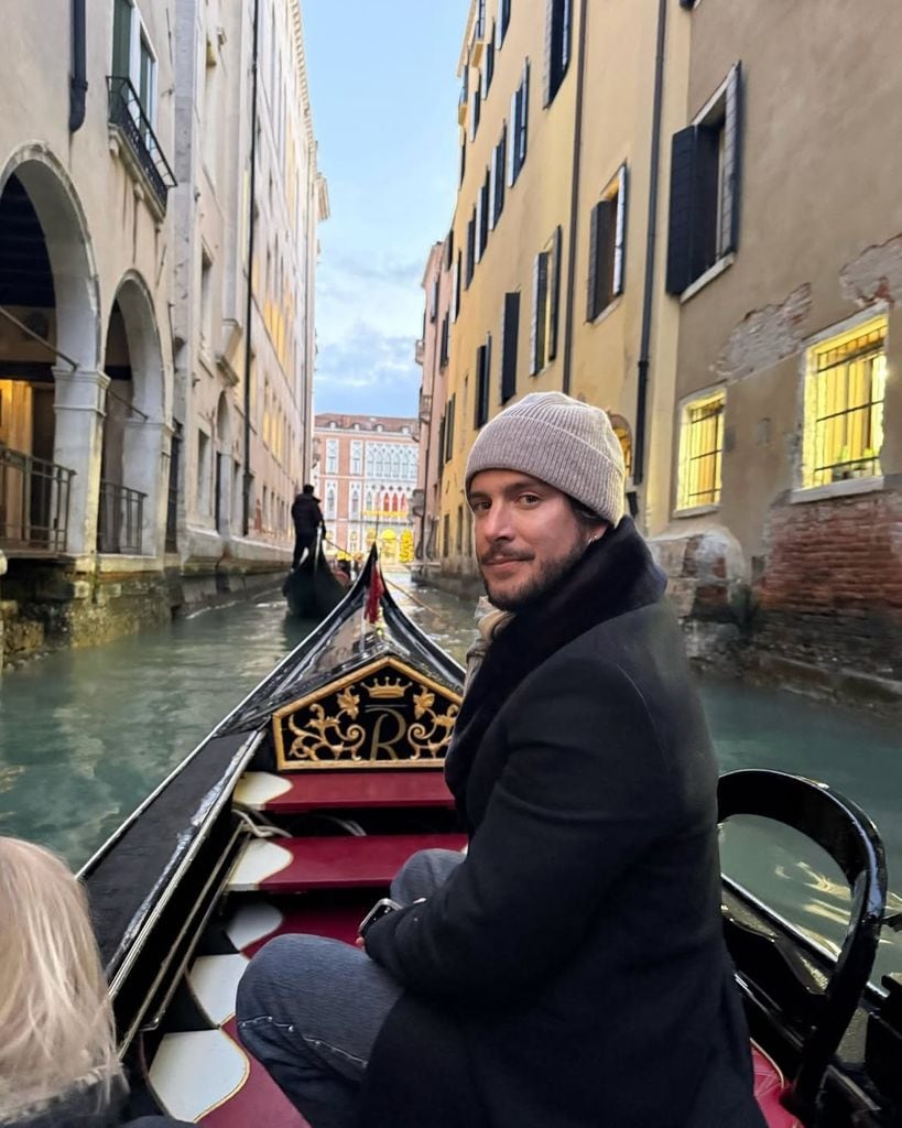 Manuel paseando en góndola