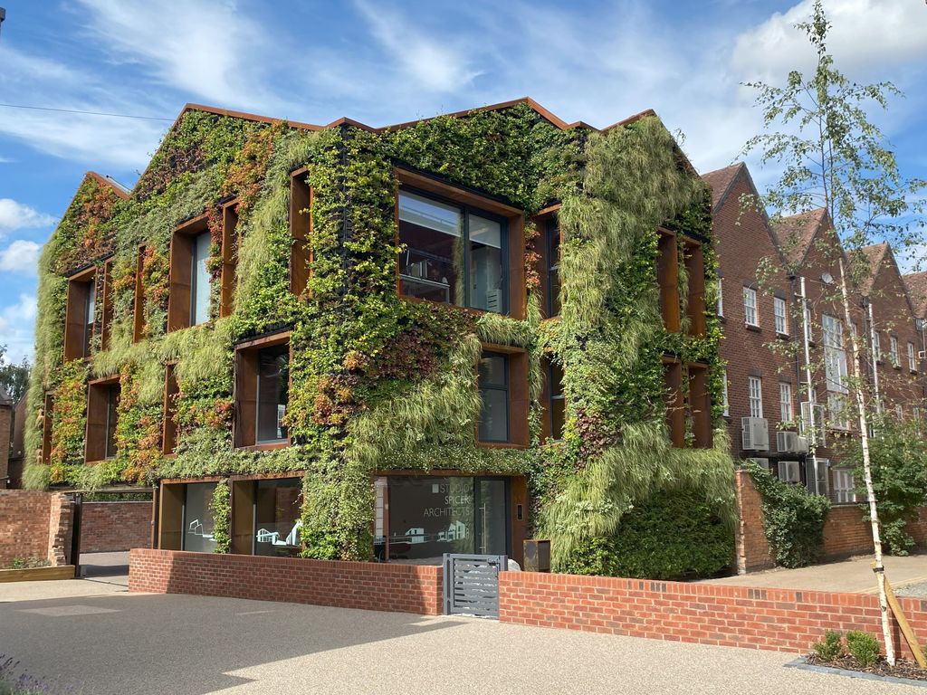 Fachada vegetal en un proyecto de Terapia Urbana en Reino Unido