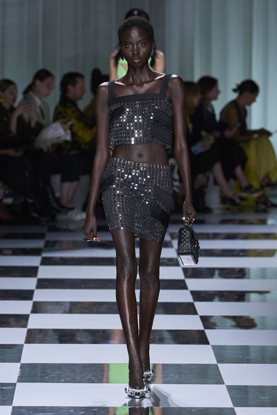 versace048a
